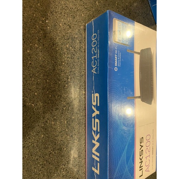 New Linksys EA6100 AC1200 Dual-Band Smart WiFi Gigabyte Wireless Router - Picture 6 of 6